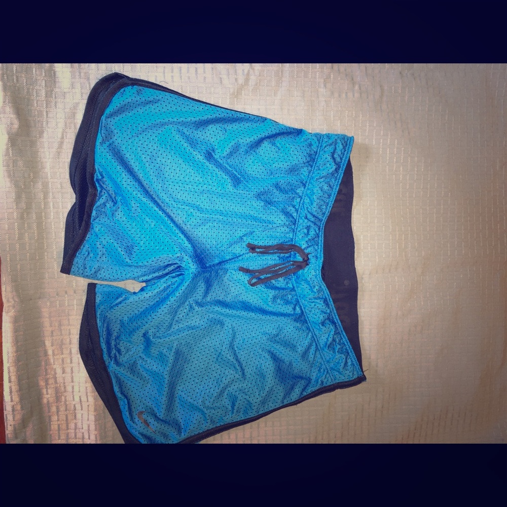 Nike women’s mid length shorts
